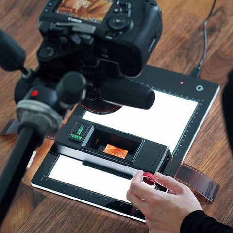 DigitaLIZA Max With Smartphone Stand