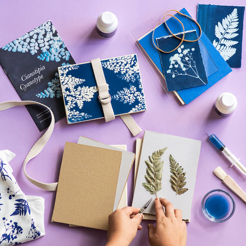 Botanic Cyanotype kit by Fabrica de Texturas
