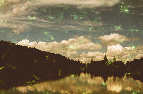 EMERALD - special effect film by REVOLOG Ltd Edition