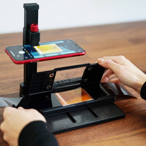 DigitaLIZA Max With Smartphone Stand