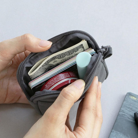 Floby Card Holder