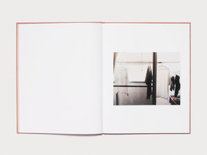 N°28 SEEING WITH
