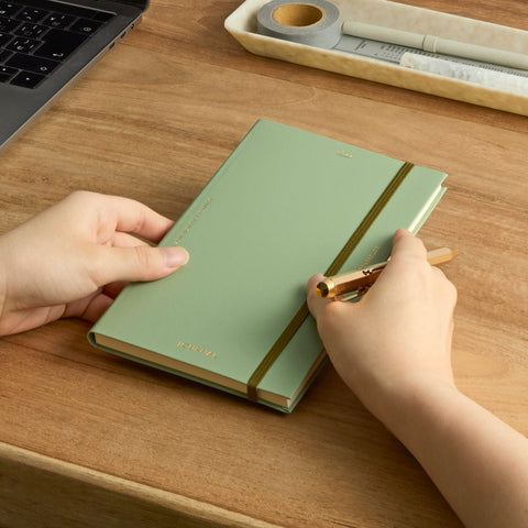 2027 Diary Katy B6 Slim
